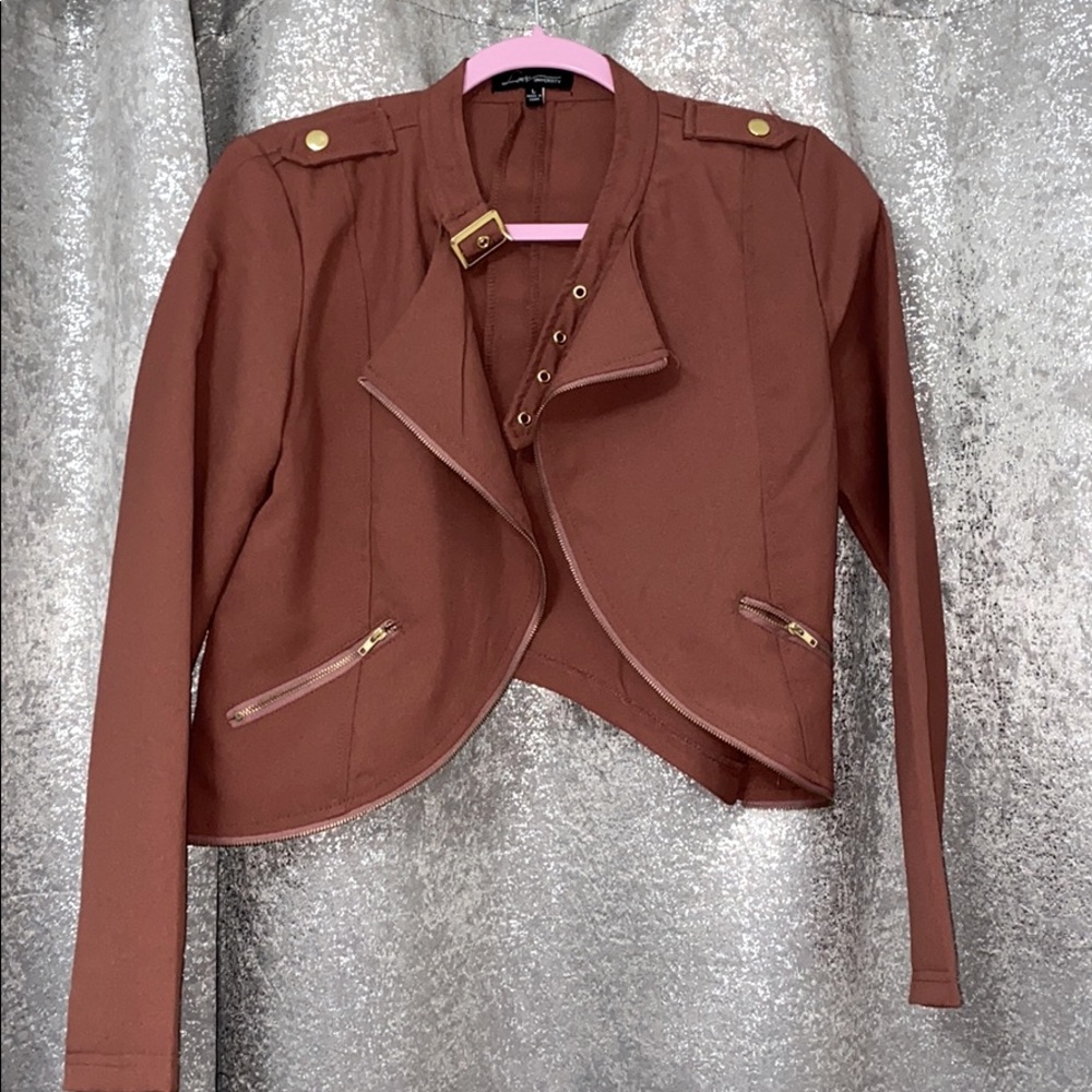 Light weight jacket